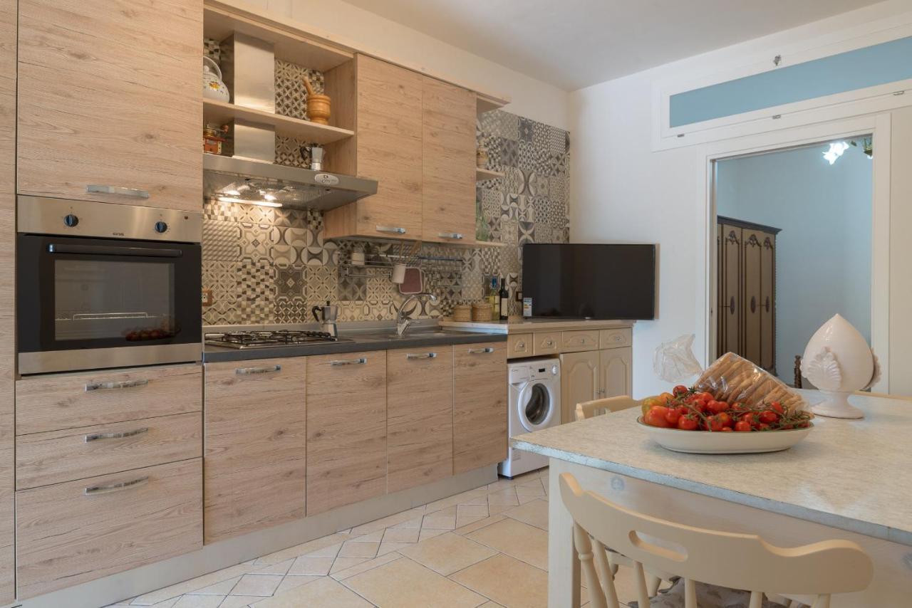 Appartamento Ortensia In Villa Mariella أوستوني المظهر الخارجي الصورة