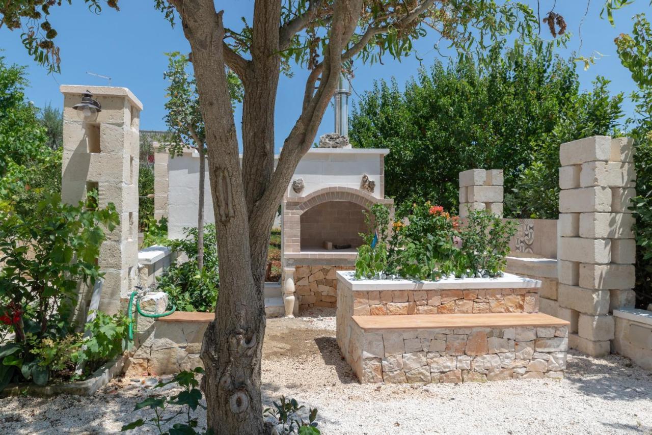 Appartamento Ortensia In Villa Mariella أوستوني المظهر الخارجي الصورة