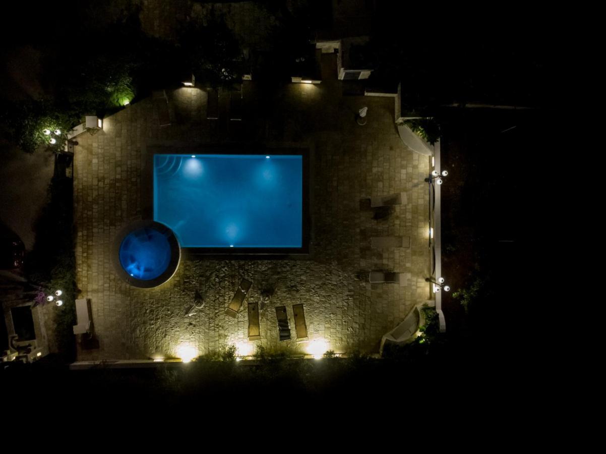 Appartamento Ortensia In Villa Mariella أوستوني المظهر الخارجي الصورة