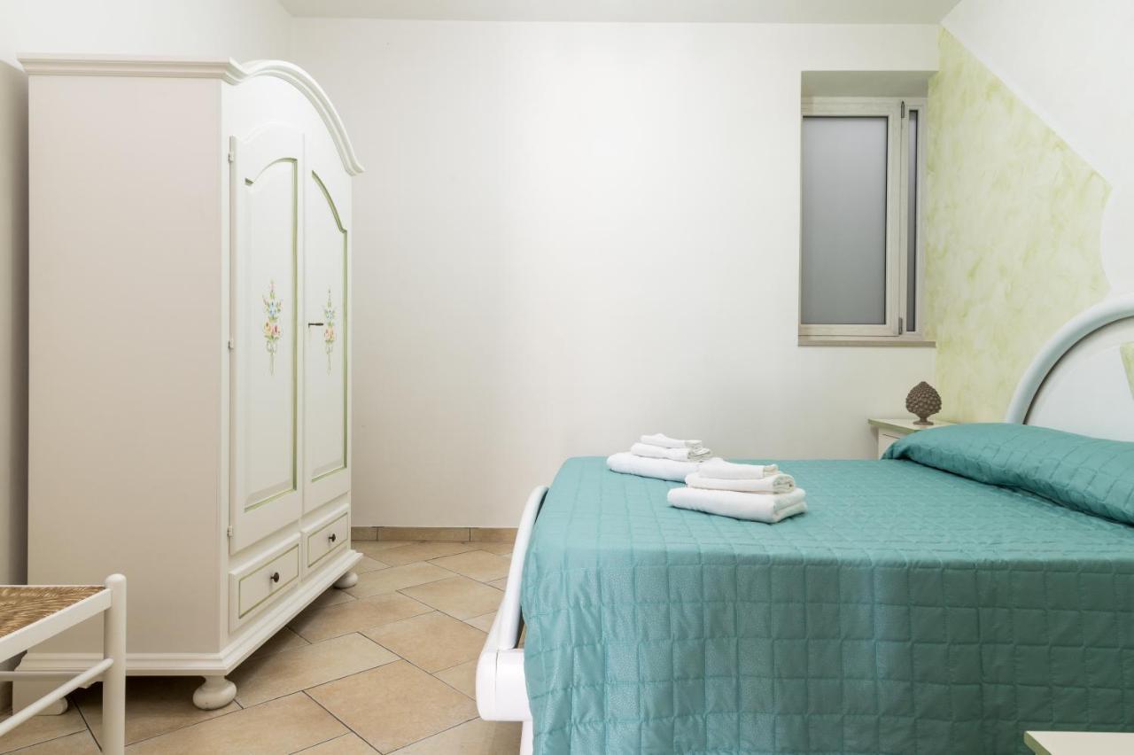 Appartamento Ortensia In Villa Mariella أوستوني المظهر الخارجي الصورة